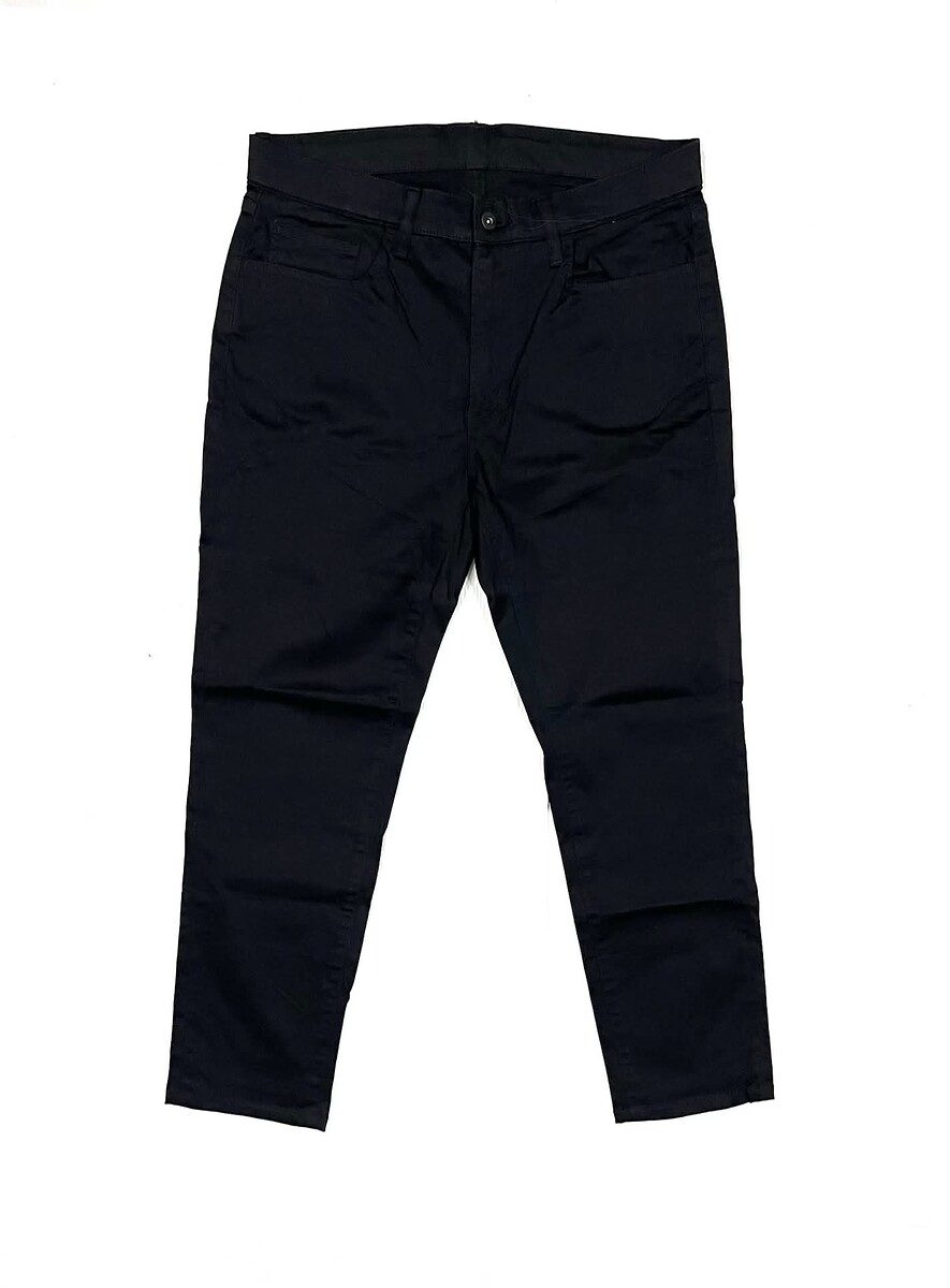~ € ~ กางเกง UNIQLO  (33-34)   250.- 