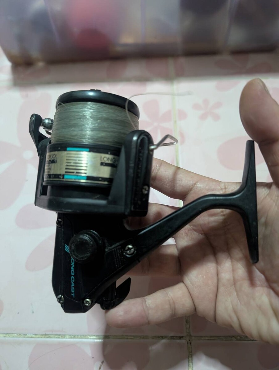 รอกสปิ้น Daiwa Long Cast R2000  