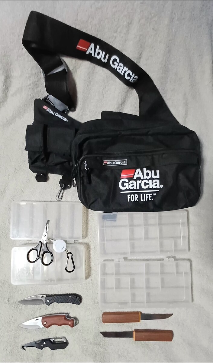  [b]@#$%& ขอขายเหมาๆ ยกกอง เหยื่อปลอม กระเป๋า มีดรวมๆ &%$#@

กองที่ 2.  กระเป๋า ABU สภาพสวย ไม่ขาด