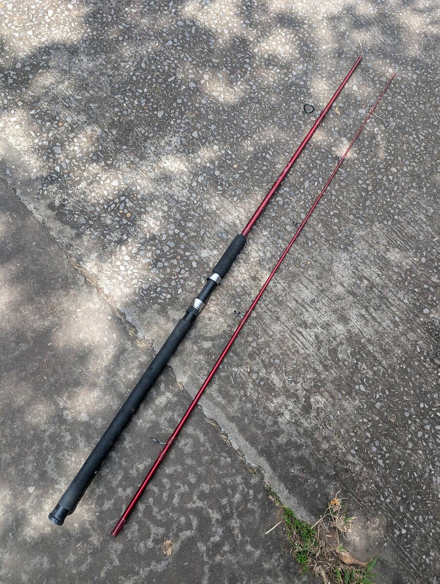 คันสปิ้น Red Wolf 5000 Series fishing rod 9 ฟุต สองท่อน   