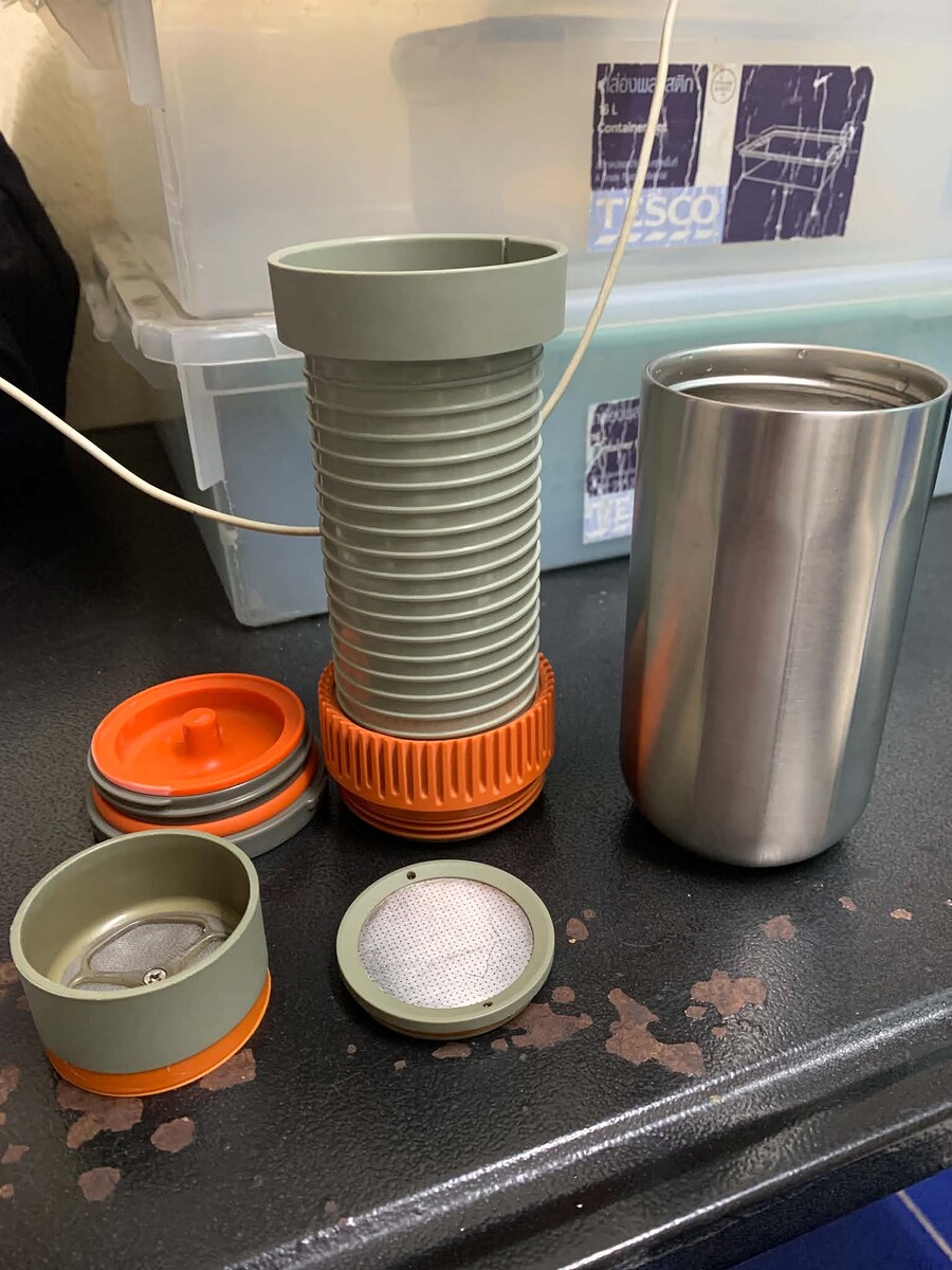 ￼Wacaco Pipamoka เครื่องชงกาแฟ แบบพกพา แรงดันสุญญากาศ 10 ออนซ์