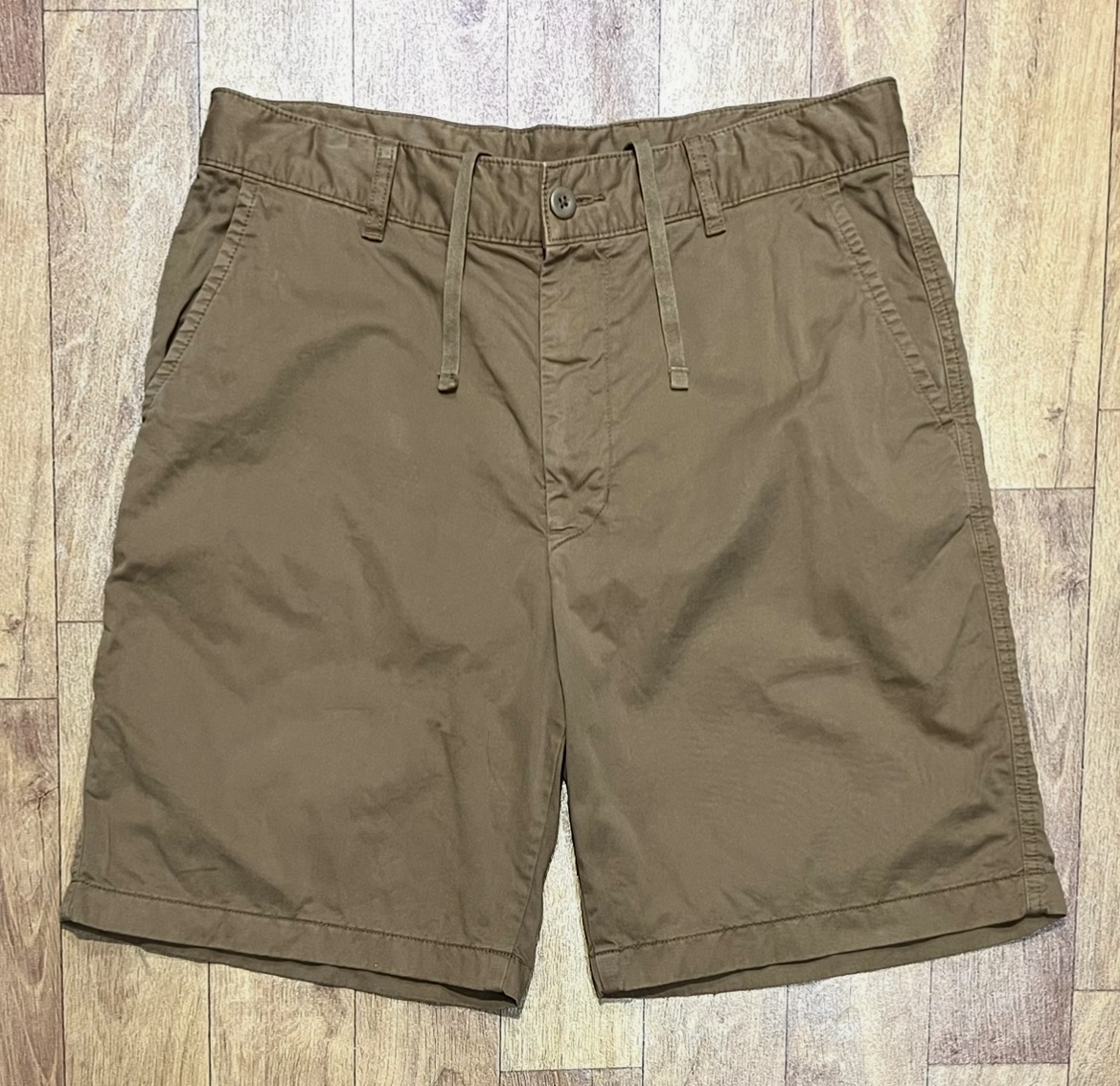 กางเกงขาสั้น UNIQLO CHINO SHORT PANTS 
