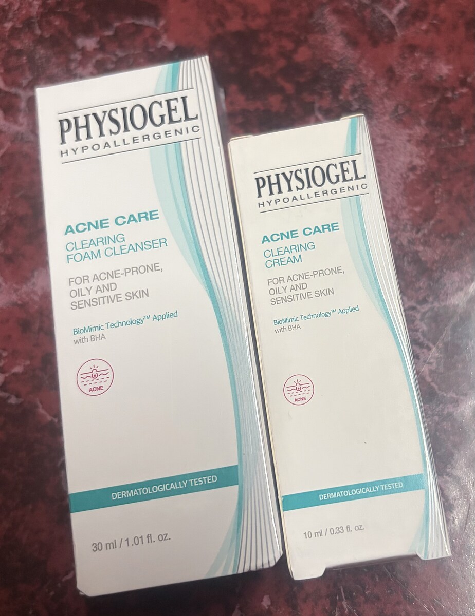 แก้ ปัญหาสิว ผิวมันแพ้ง่าย  Physiogel