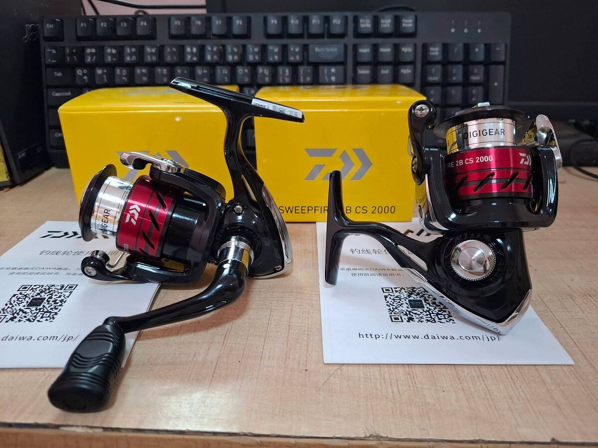 รอกสปิน Daiwa 2ตัว