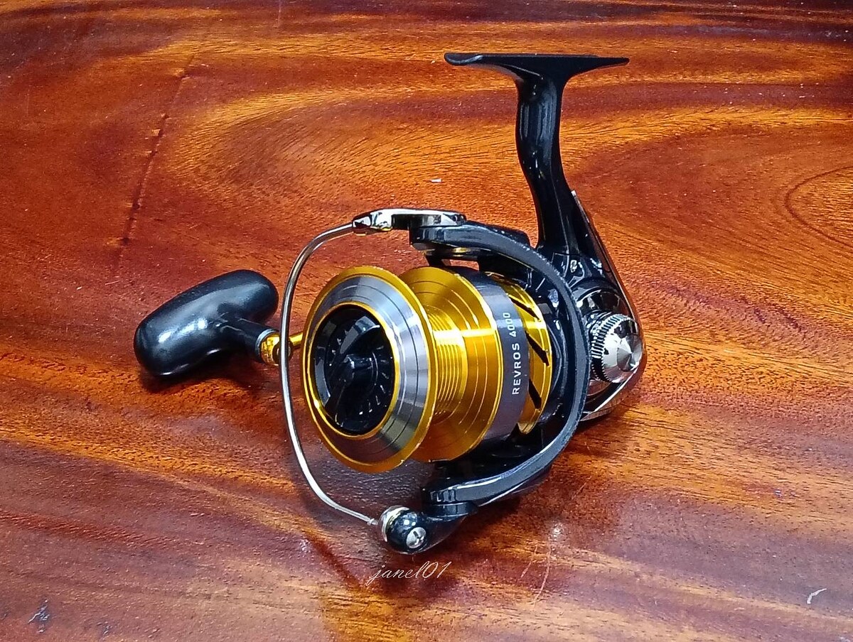 DAIWA REVROS 4000 ขายตามสภาพ (ขายแล้วครับ)