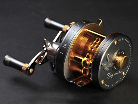 Megabass Pagani R200 : Megabass Baitcasting รอก (Reel)