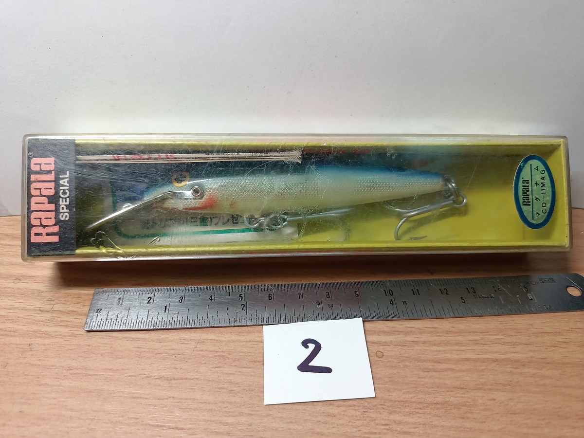   Dum fishing    ****   LURE #   2   RAPALA  CD  MAGNUM     ****
