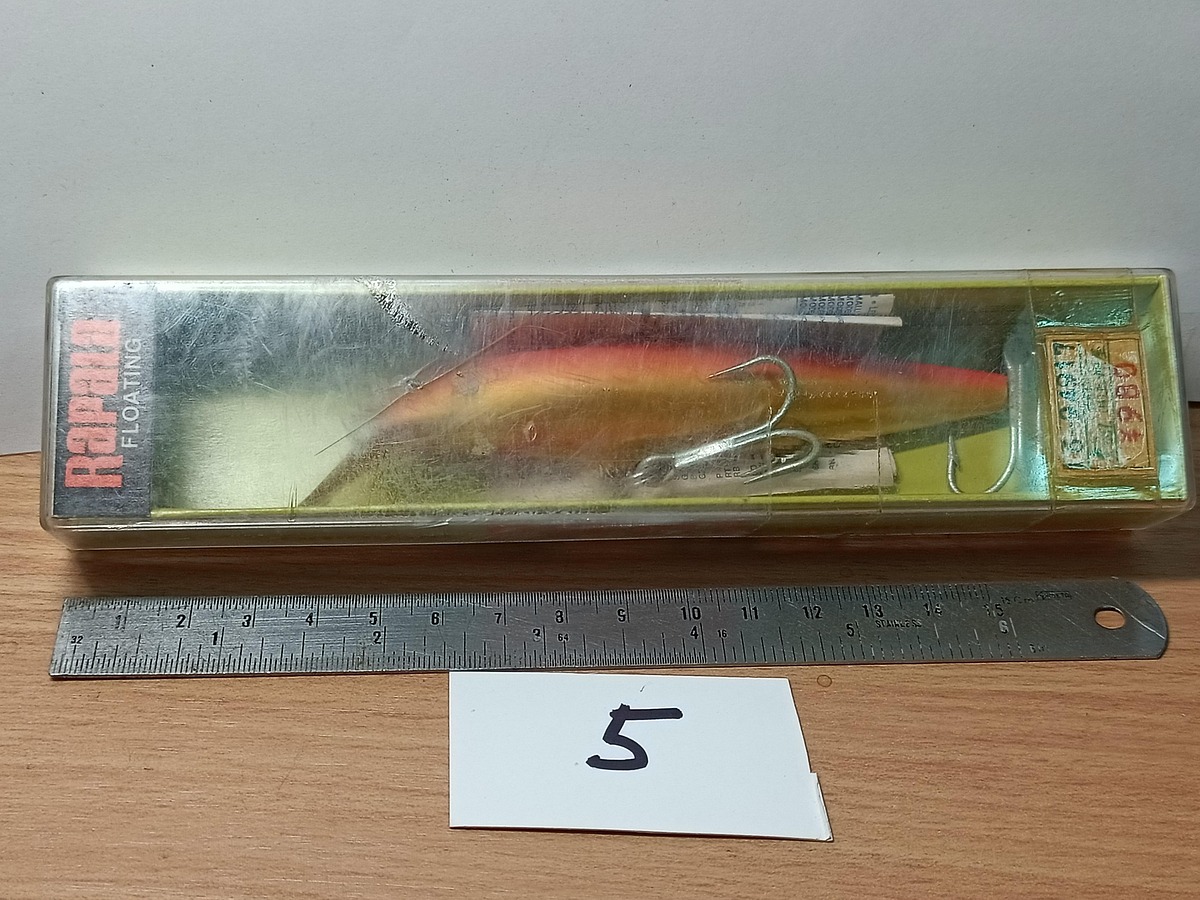   Dum fishing    ***  LURE #   5   RAPALA  FLOATING MAGNUM   ***