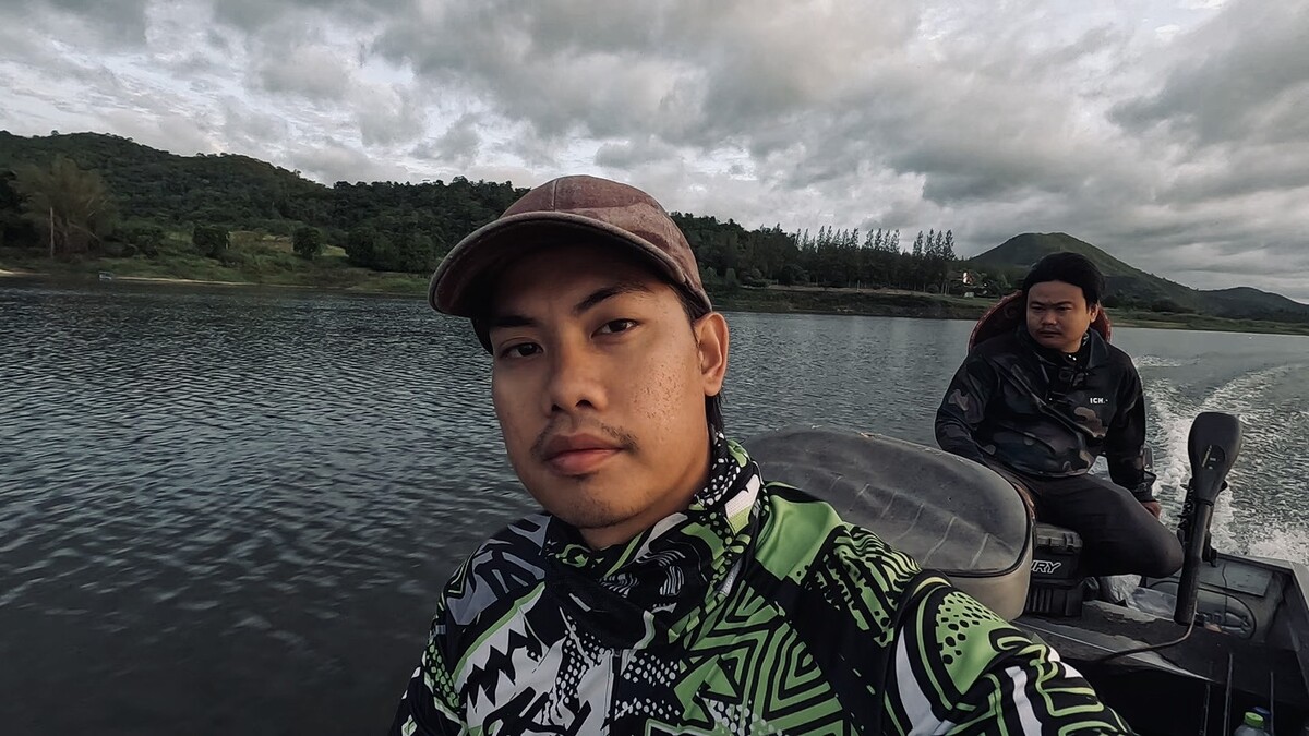 เช้าวันที่ 2 ตื่นมา อืดท้องนิดหน่อย
ก็เมื่อวานกินเบียร์กันไปพอสมควรเลย
หลังจากอาบน้ำ(ทั้งๆที่หนาว)