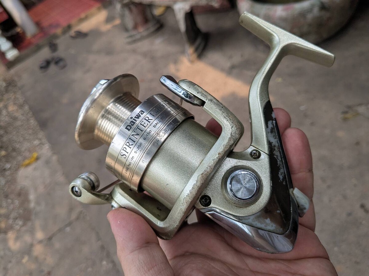 2.รอกสปินนิ่ง Daiwa รุ่น Sprinter 4000

รอบใช้งาน ขอบมุมถลอก



ระบบดี ลื่น



ขาย 360

