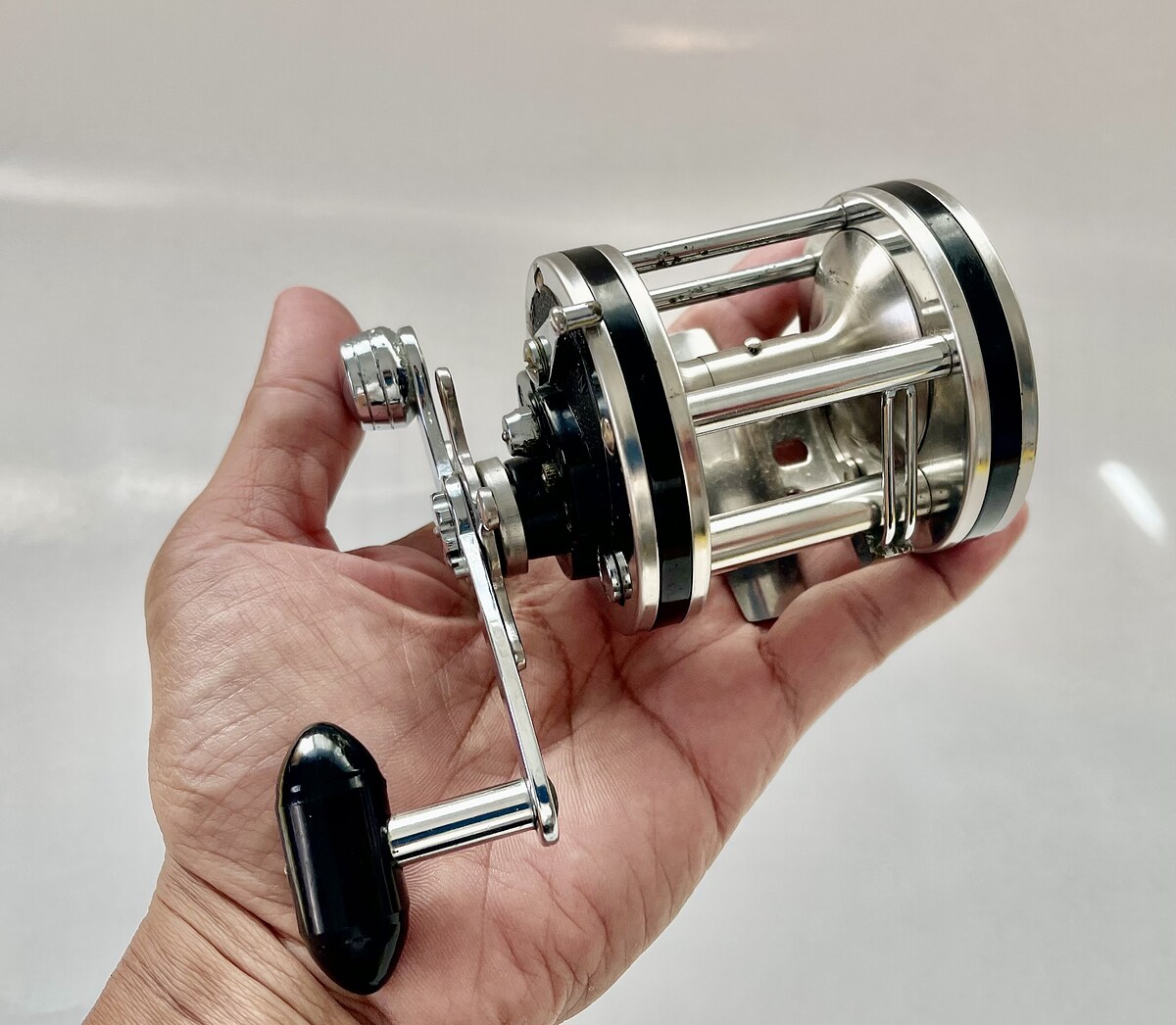 รอก Olympic Dolphin 360 LW   Made in Japan  