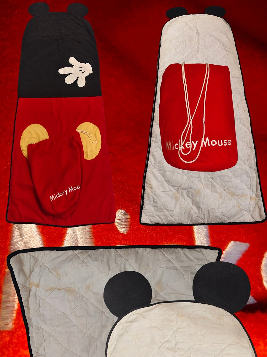 SELL! ถุงนอน Mickey Mouse ผ้าฟลีซ หรือ ผ้าสำลี ฟู นุ่ม อบอุ่นพร้อมถุงใส่แดงสวย