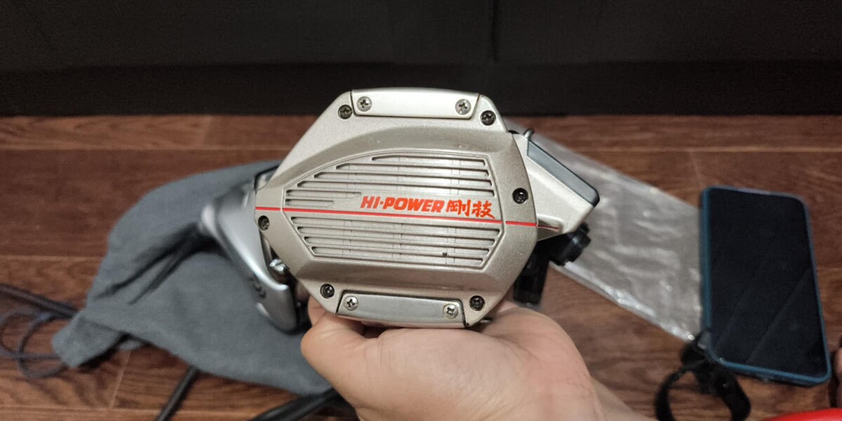 ขาย ryobi ad101 10 speed สภาพดีใช้งานปกติ ทุกระบบ สายไฟเดิมไม่ได้ดัดเเปลง โล๊ะไปถูกๆ 5500 รวมส่ง ทั่