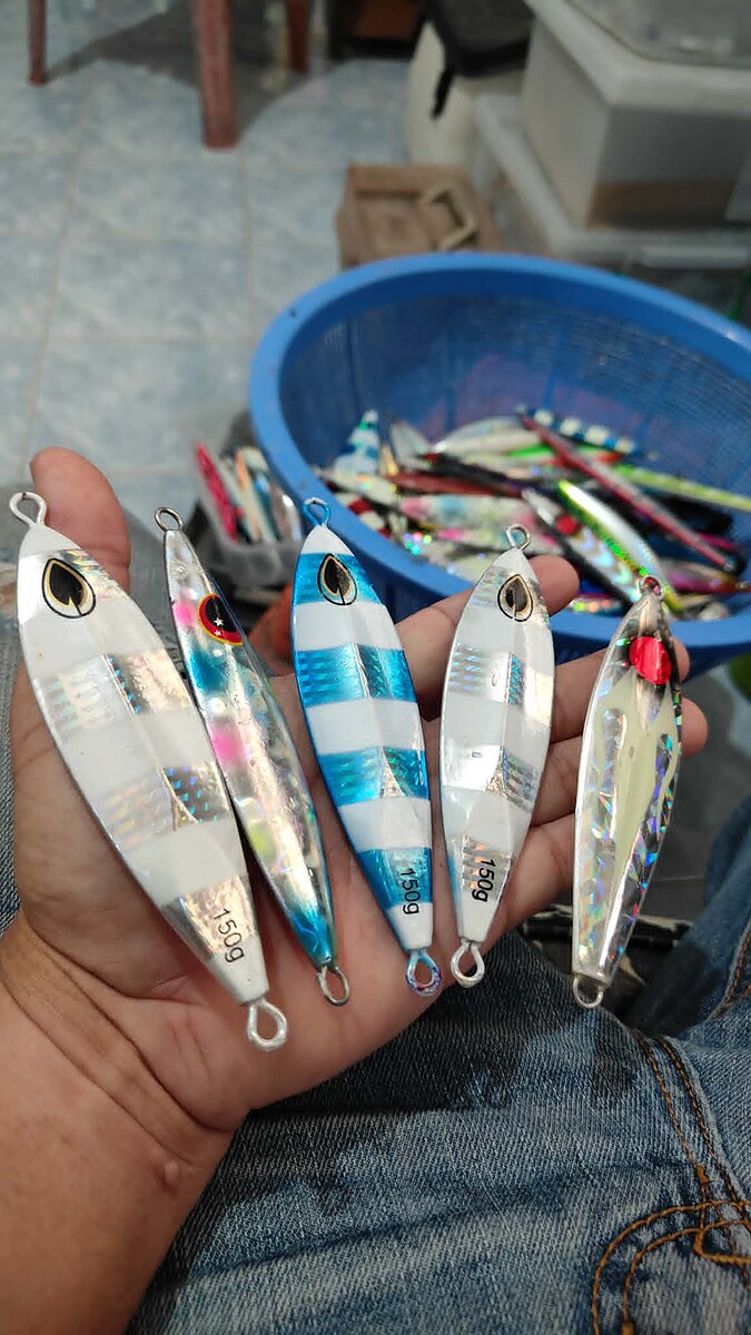 เหยื่อสโลจิ๊ก เรืองแสง 5ตัว