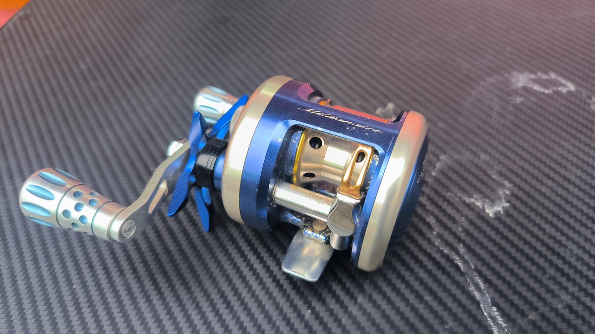 DAIWA BAY CASTING SPECAIL 103