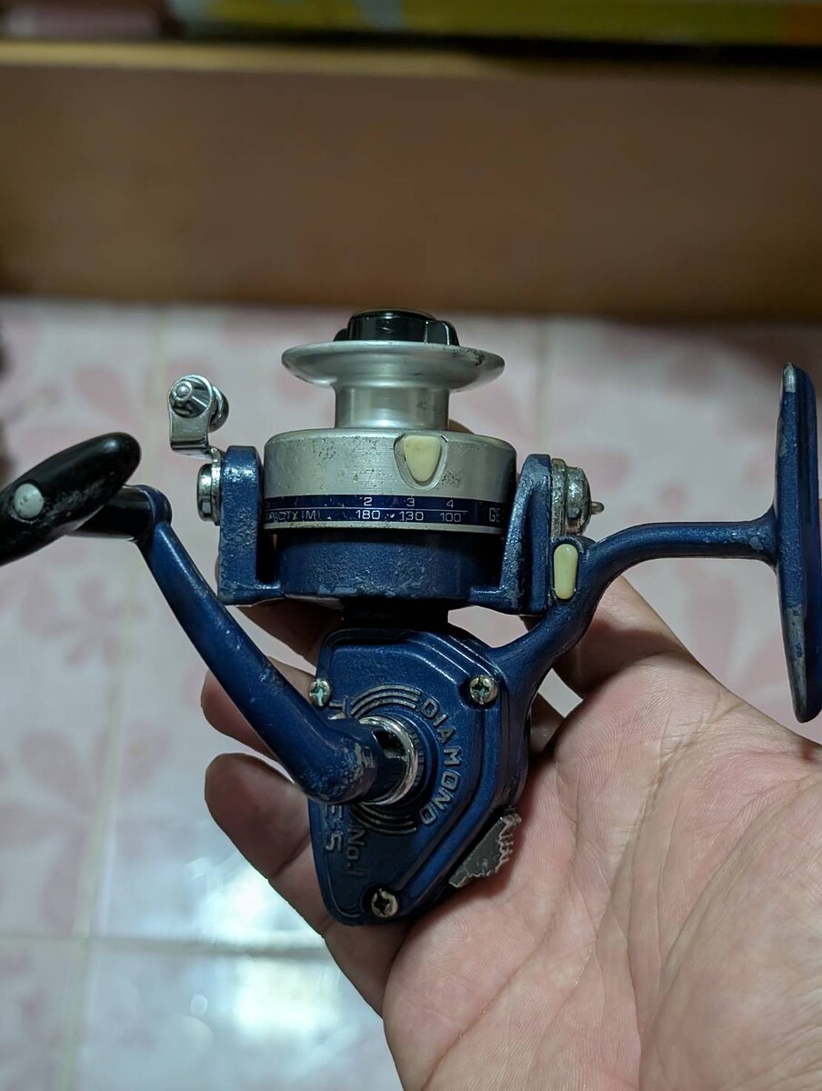 2. รอกสปิ้น Diamond Tackle-5 No.1

รอยใช้งาน 

ตัวนี้ หมุนซ้ายนะครับ



ระบบลื่นๆ



ขาย