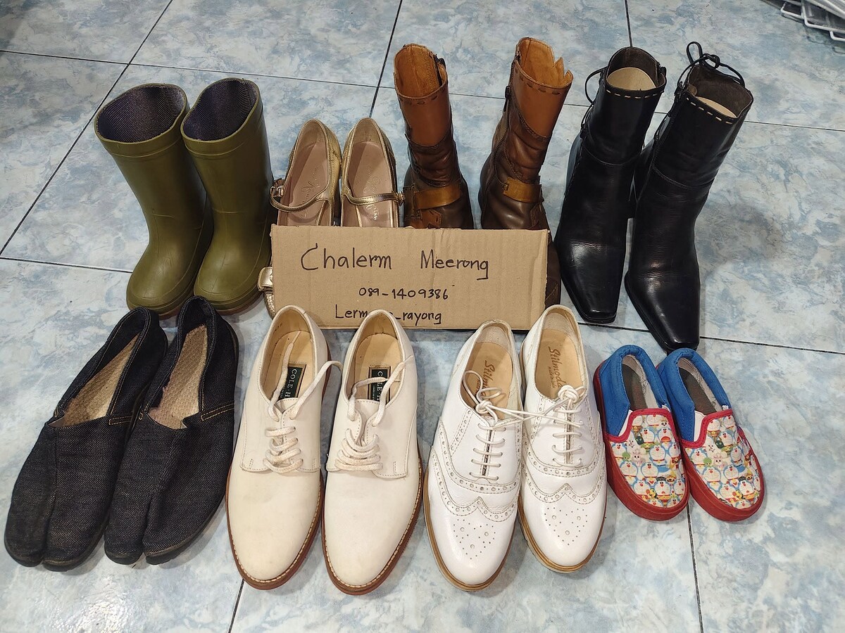 รองเท้ามือสองITALY,JAPAN,USA  เกรดพรีเมี่ยม ลักชัวรี่ วินเทจ และ Limited Edition