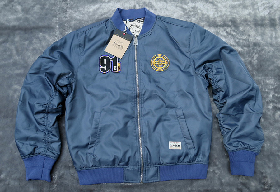 EVISU neo new /M/ 48 เสื้อคลุมกันลมกันหนาวขับมอเตอร์ไซค์สวยใหม่แท้ รวมส่ง Flash