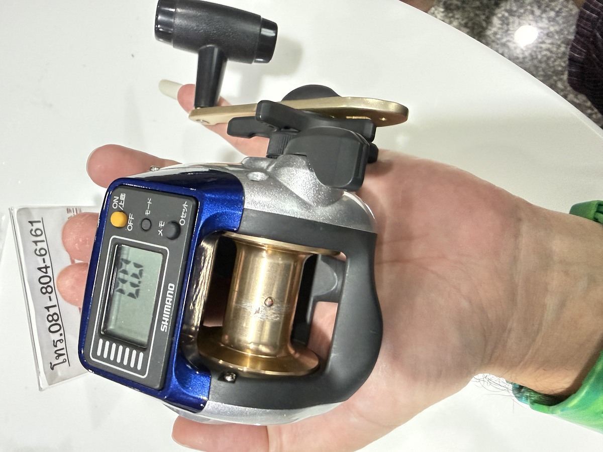 รอกทะเลมีจอ Shimano SLS SMALL BOAT 