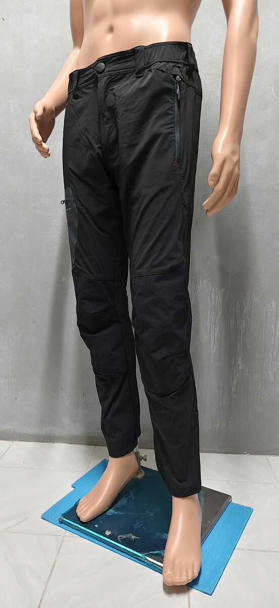 กางเกงขายาวผ้าแห้งไว Men's Quechua Outdoor Pant Size 36" นิ้ว 

สีดำ (ขนาดวัดจริง) เอวกว้าง 32-35"