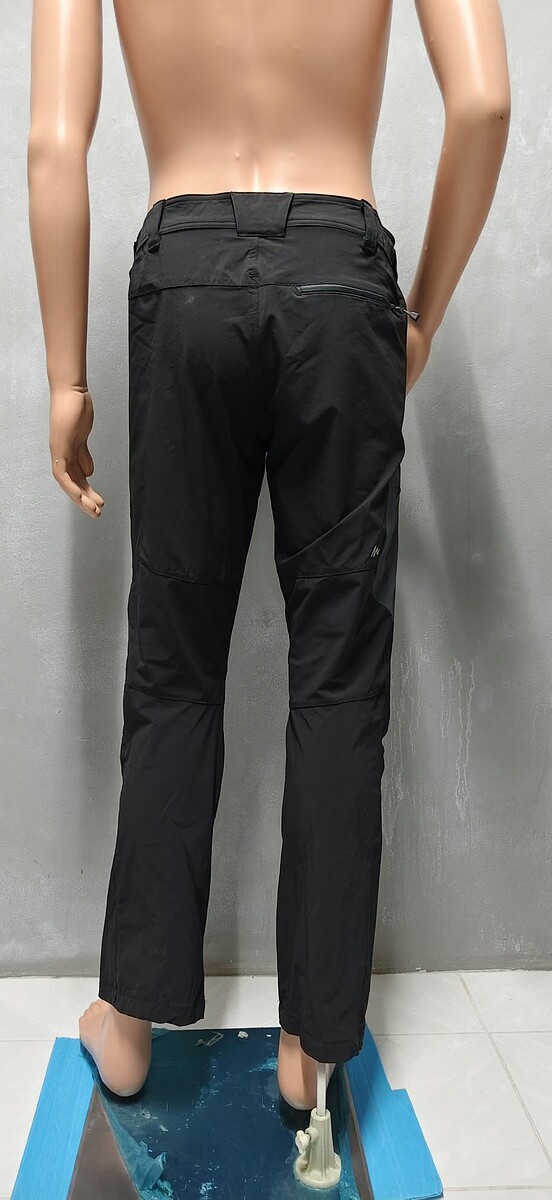 กางเกงขายาวผ้าแห้งไว Men's Quechua Outdoor Pant Size 36" นิ้ว 

สีดำ (ขนาดวัดจริง) เอวกว้าง 32-35"